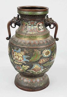Bronze with champlevé, China or Japan, probably around 1900, bronze vessel with polychrome cellular enamel decoration, six-character mark, h 37cm