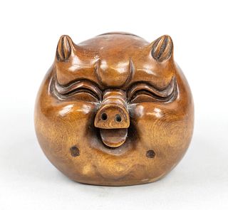 Hardwood netsuke ''ball pig'', China, 20th c., carved smiling ball of a pig's head with characters ''FU''(wealth), signed, h 4cm