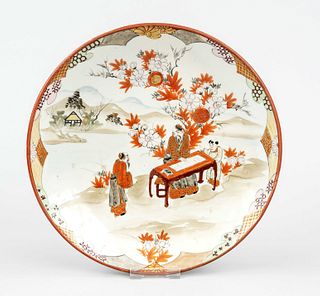 Kutani plate, Japan, Meiji period(1868-1912), around 1900, porcelain with red dominated glaze painting and gold color, scholars in dispute about calli