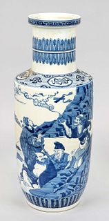 Large rouleau bottom vase, China, probably Republic period(1912-1949), porcelain with cobalt blue underglaze decoration of the 8 /immortals(chin. baxi
