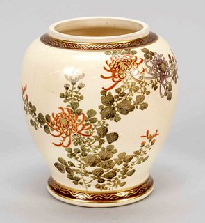 Satsuma shoulder vase, Japan, 1st half 20th c., ivory porcelain covered with fine craquelé, polychrome depiction of a flowering chrysanthemum branch w