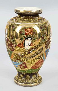 Satsuma vase with expressionistic decoration, Japan, 1920s, ivory porcelain with fine craquelé, rich gold paint and elaborate polychrome enamel painti