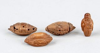 2 peach pit boats and a sage, China, Qing dynasty(1644-1911), 19th century, miniature carvings of boxwood and peach pit, l to 4,5cm