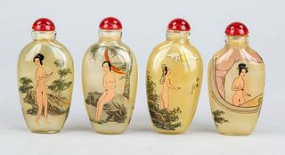 Four bumsfide snuffbottles ''Air-dressed palace ladies in search of sensuality'', China, 20th c., glass with excellent erotic temptations of visual ki