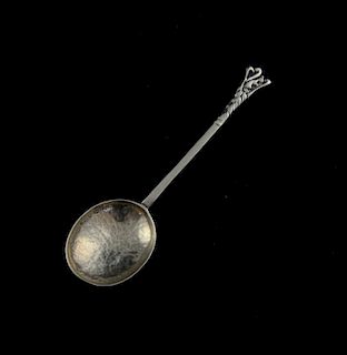 George V silver spoon with decoration of squirrel to the finial, hammered bowl, Birmingham 1930, makers Winifred King & Co., 