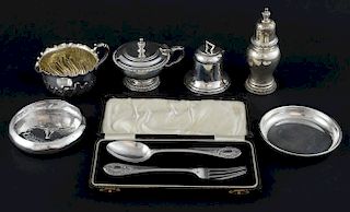 Modern silver pepperette of baluster form, by William Comyns & Sons Ltd., London, 1960, fork and spoon set in fitted case, sm