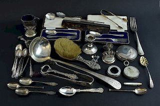 Pair of Edward VII silver menu card holders, Birmingham, 1906, continental silver caddy spoon, and other items of silver and 