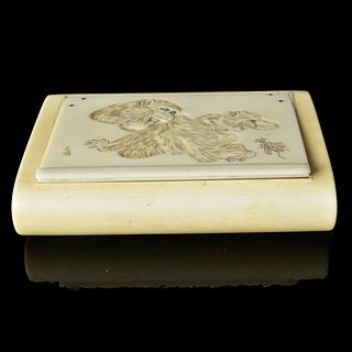 Japanese Etched Figural Box