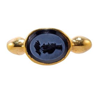 18k Gold Onyx Intaglio Ring