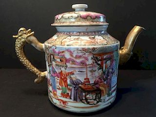 ANTIQUE Huge Chinese Mandarin Palette Teapot, 18th C, Qianlong Period. 6 1/2" H x 8" wide.