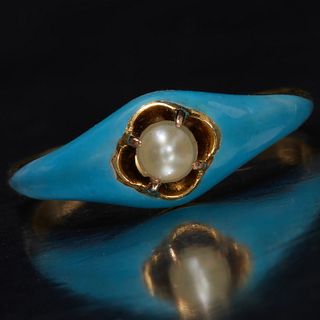 VICTORIAN ENAMEL AND PEARL RING