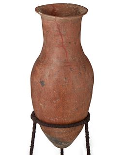 A Narino-Carchi ceramic bullet amphora urn