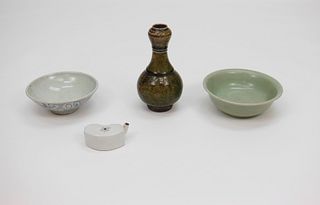 (2) Chinese Porcelain Bowls, Vessel & Water Dropper.