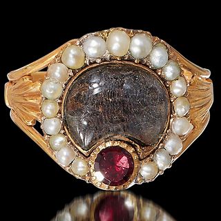 VICTORIAN GARNET AND PEARL RING