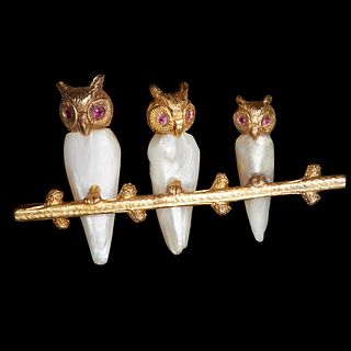 ANTIQUE GOLD THREE OWL PEARL BROOCH WITH RUBY EYES