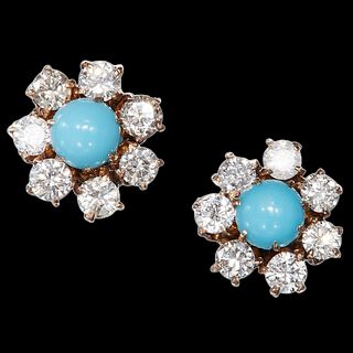PAIR OF TURQUOISE AND DIAMOND CLUSTER STUD EARRINGS