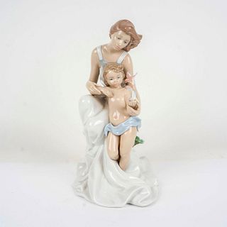 Where Love Begins 1007649 - Lladro Porcelain Figurine