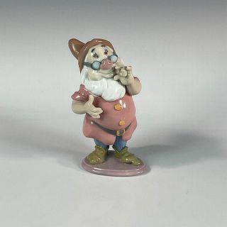 Doc Dwarf 1007533 - Lladro Porcelain Figurine