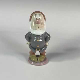 Sneezy Dwarf 1007535 - Lladro Porcelain Figurine