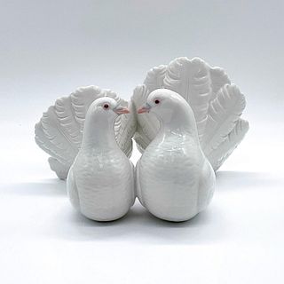 Couple of Doves 1001169 - Lladro Porcelain Figurine