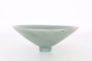 Chinese Longquan celadon conical bowl