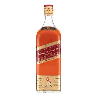 Johnnie Walker. Red Label. Blended. Scotch Whisky. En presentación de 1/2 galon.