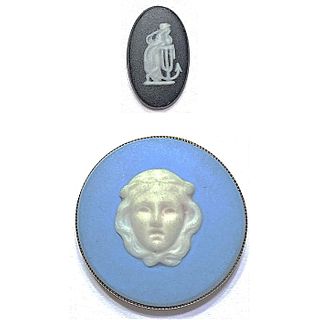 A SMALL CARD OF DIVISION ONE SIGNED WEDGWOOD BUTTONS