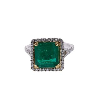 18k Gold 3.13ct Emerald Diamond Ring