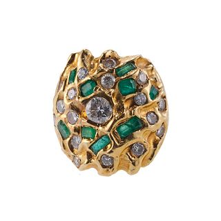1970s 18k Gold Diamond Emerald Ring