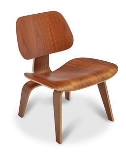 Ray and Charles Eames (1912-1988 and 1907-1978), LCW Molded Plywood Lounge Chair for Herman Miller, late 20th century