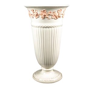 Vintage Wedgwood of Etruria & Barlaston Queensware Vase