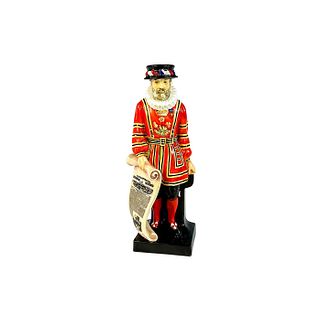 Beefeater - Royal Doulton Figurine