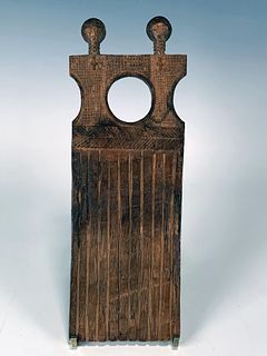 CARVED CEREMONIAL OBJECT