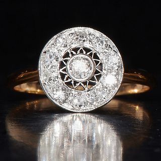 ART DECO DIAMOND CLUSTER RING