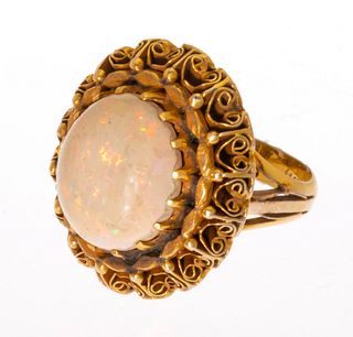 Opal & 14kt Yellow Gold Filigree Ring, 15.5g Size: 7.5