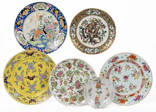 CHINESE EXPORT PORCELAIN FAMILLE ROSE PLATES, LOT OF SIX
