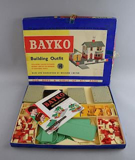Bayko Building Outfit '14', boxed,