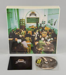 Oasis - ﾑThe Masterplan' 10 inch sealed vinyl box set, four track promo CD, Priceless Creation 12 track promo CD from 1999 