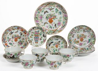 CHINESE EXPORT PORCELAIN FAMILLE ROSE BUTTERFLY MOTIF TEA AND TABLE ARTICLES, LOT OF 13