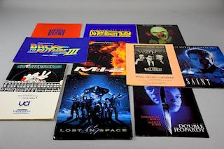 Film Memorabilia: 100+ press packs and programmes, 1980s-2000s, variety of titles including; Wall Street, Ghostbusters II, Do
