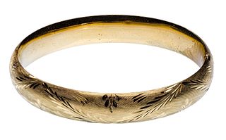 14k Yellow Gold Hinged Bangle Bracelet