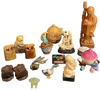 Collection Small Chinese Collectibles and Figurines 