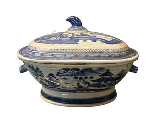 Chinese Export Porcelain Canton Tureen With Cover