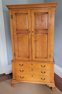 Eldred Wheeler Chippendale Style Tiger Maple Cupboard, Contemporary