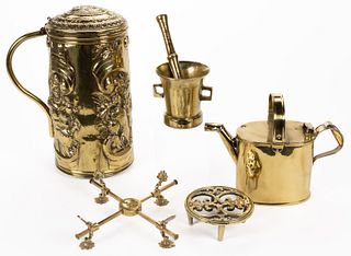 ASSORTED BRASS DOMESTIC ARTICLES, LOT OF FIVE