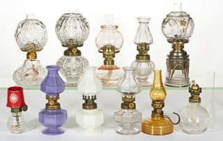 ASSORTED PATTERNED MINIATURE LAMPS, LOT OF 11