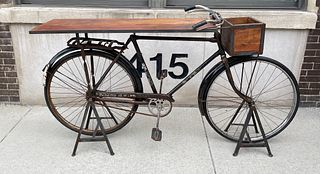 Full Scale Vintage Bike Bar 