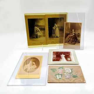 5pc Monochromatic Photographs, Women Of History