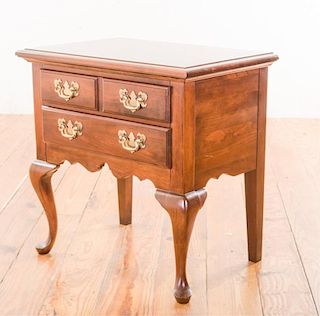 Pennsylvania House Queen Anne Style Nightstand