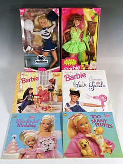 UNIVERSITY PENN STATE AND CUT & STYLE BARBIE IN BOX AND BOOKS